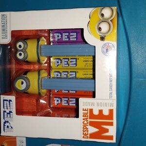 Minions despicable me pez dispenser